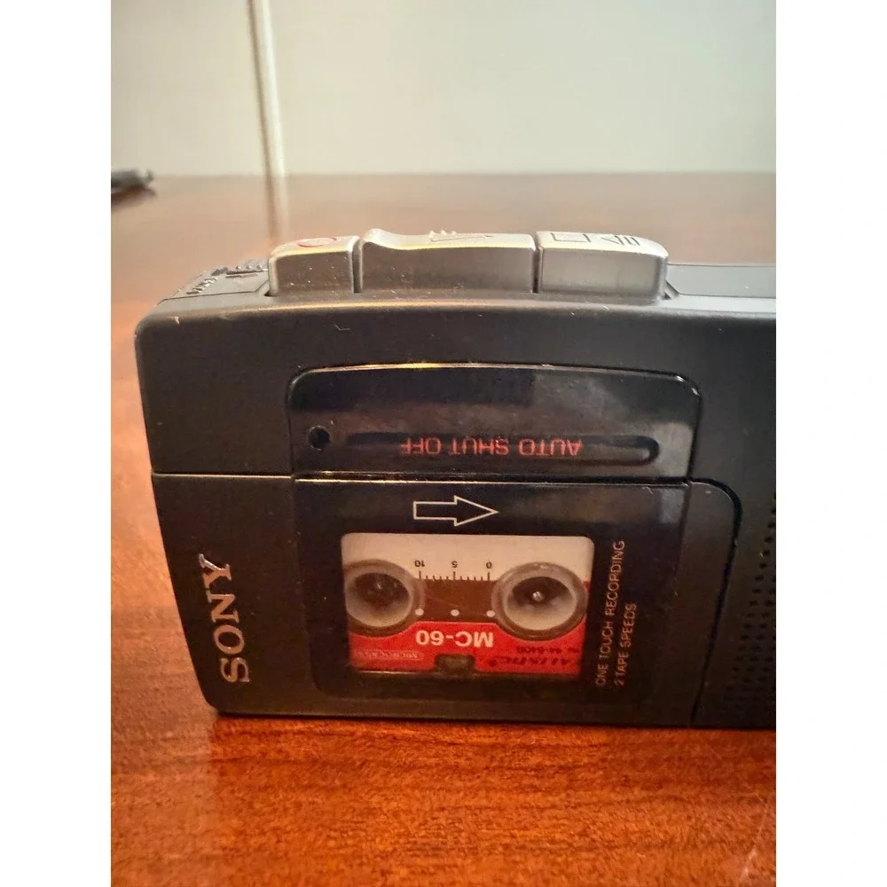 Vintage Sony Microcassette Recorder Auto Shut Off Voice Recorder‎